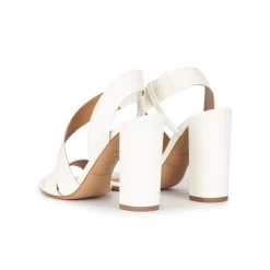 Aquira Sandalias de tiras con tacón alto ancho en piel color blanco roto