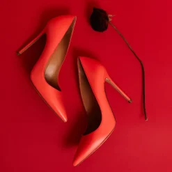 Kameron Zapatos de salón con punta afilada y tacón stiletto en piel coral