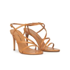 Marquesa Sandalias de tacón alto en piel camel con diseño de tiras