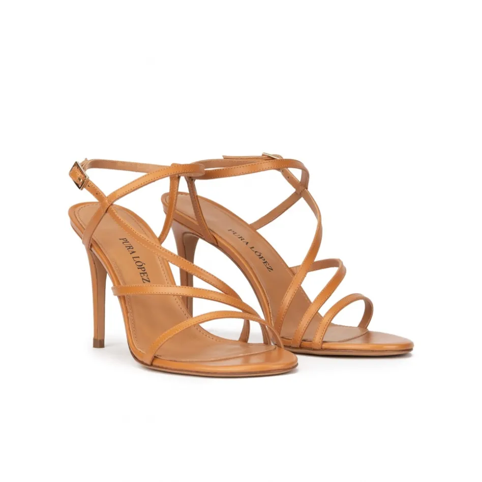 Marquesa Sandalias de tacón alto en piel camel con diseño de tiras