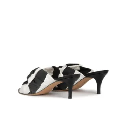 Orquidea Mules de tacón medio en blanco y negro con lazo en tejido
